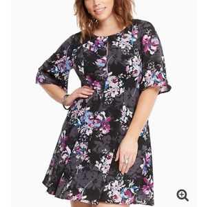 Torrid Floral Print Flutter Sleeve Dress sz 20